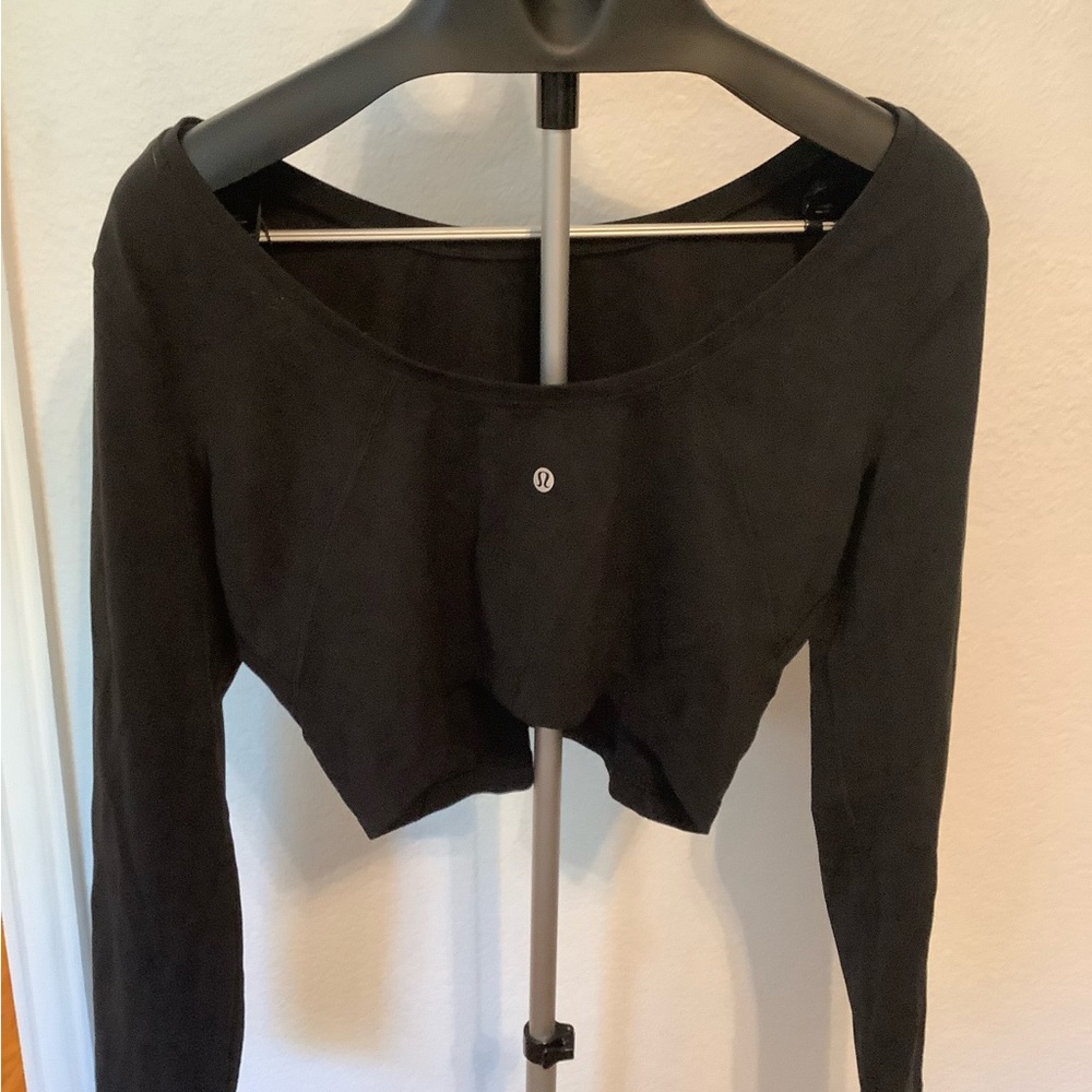 lululemon athletica Black Crop Top
